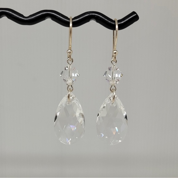 Teardrop Crystal W/ Silver Finding Dangle Earrings - Picture 3 of 3